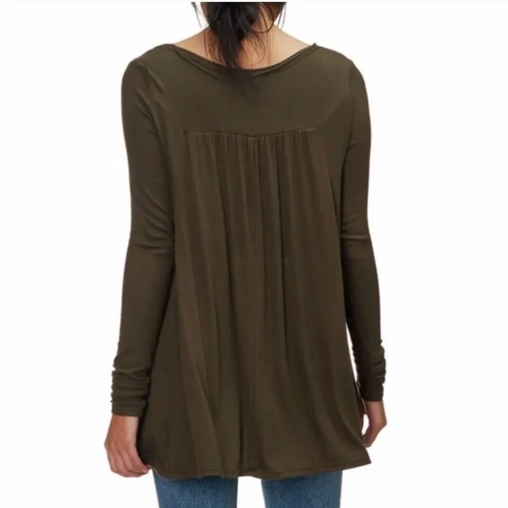 FREE PEOPLE Love Valley Long Sleeve Scoop Neck Top Army Green M